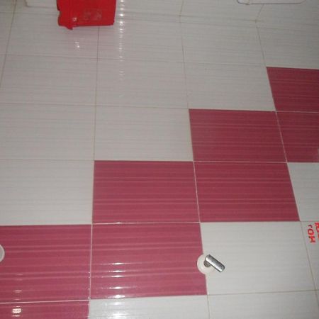 Hotel Shree Rudraksh Somnāth Esterno foto